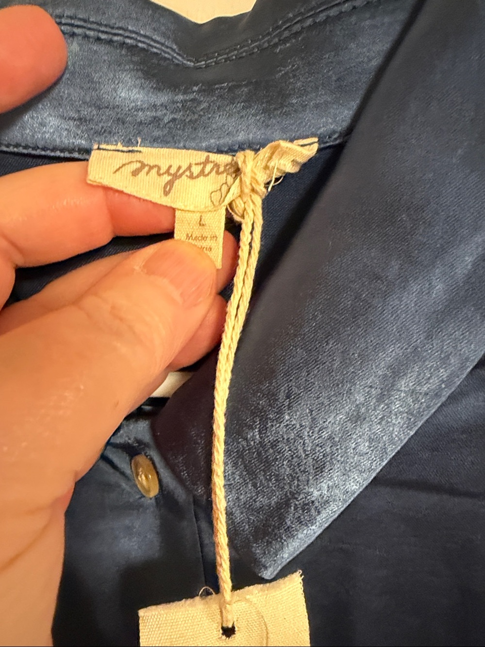 MYSTREE Satin Button-Up Shirt in Navy Blue SATIN NWT LARGE - Picture 2 of 6